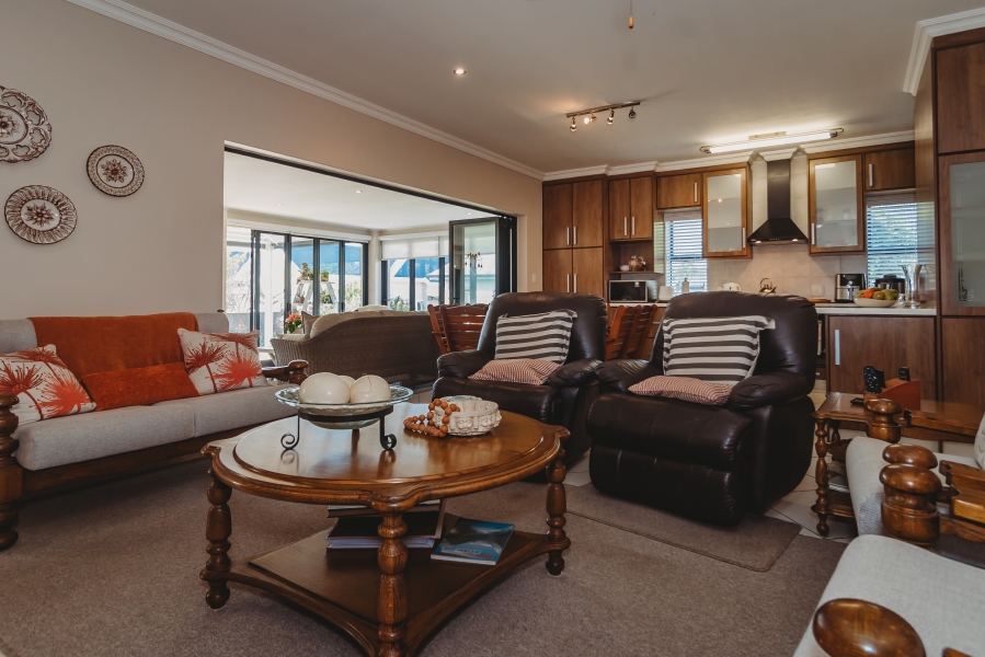 3 Bedroom Property for Sale in Kraaibosch Country Estate Western Cape